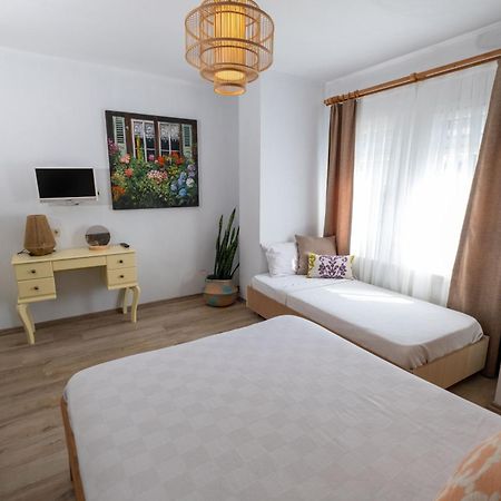 Posthane Hotel Tenedos Buitenkant foto
