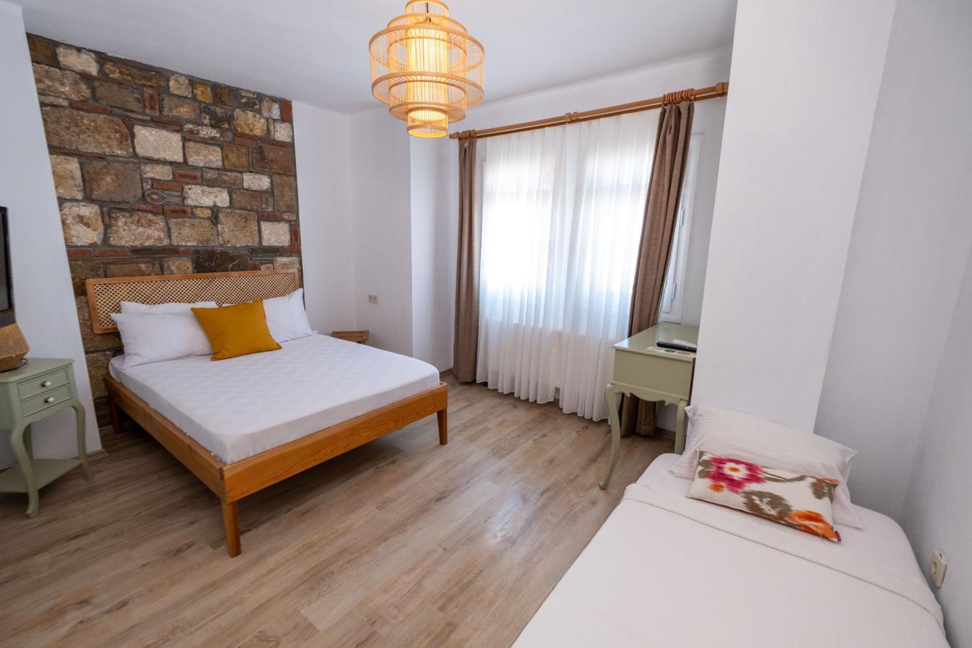 Posthane Hotel Tenedos Buitenkant foto