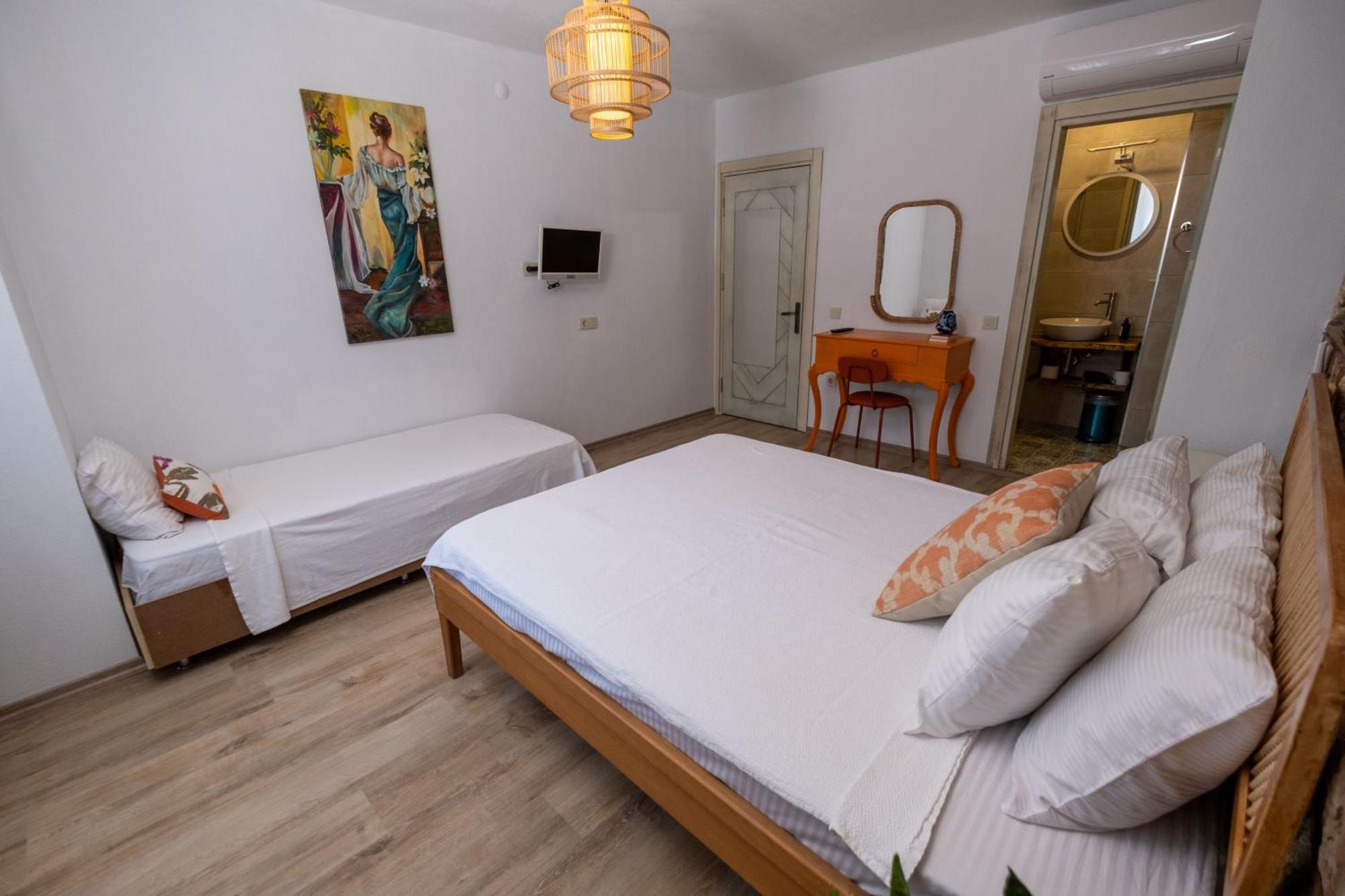 Posthane Hotel Tenedos Buitenkant foto