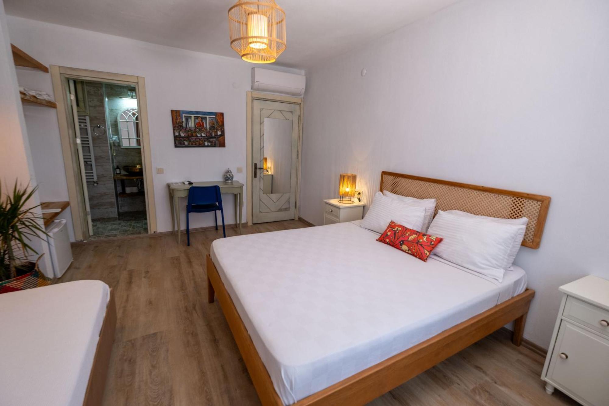 Posthane Hotel Tenedos Buitenkant foto