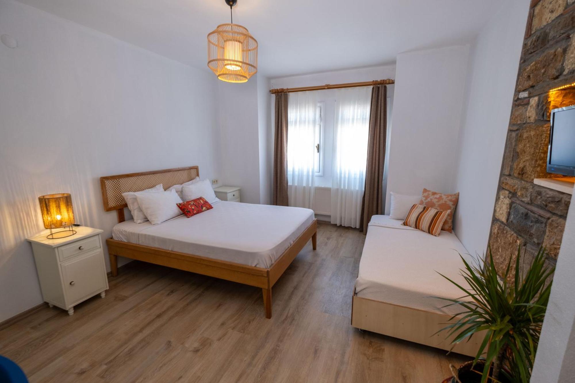 Posthane Hotel Tenedos Buitenkant foto
