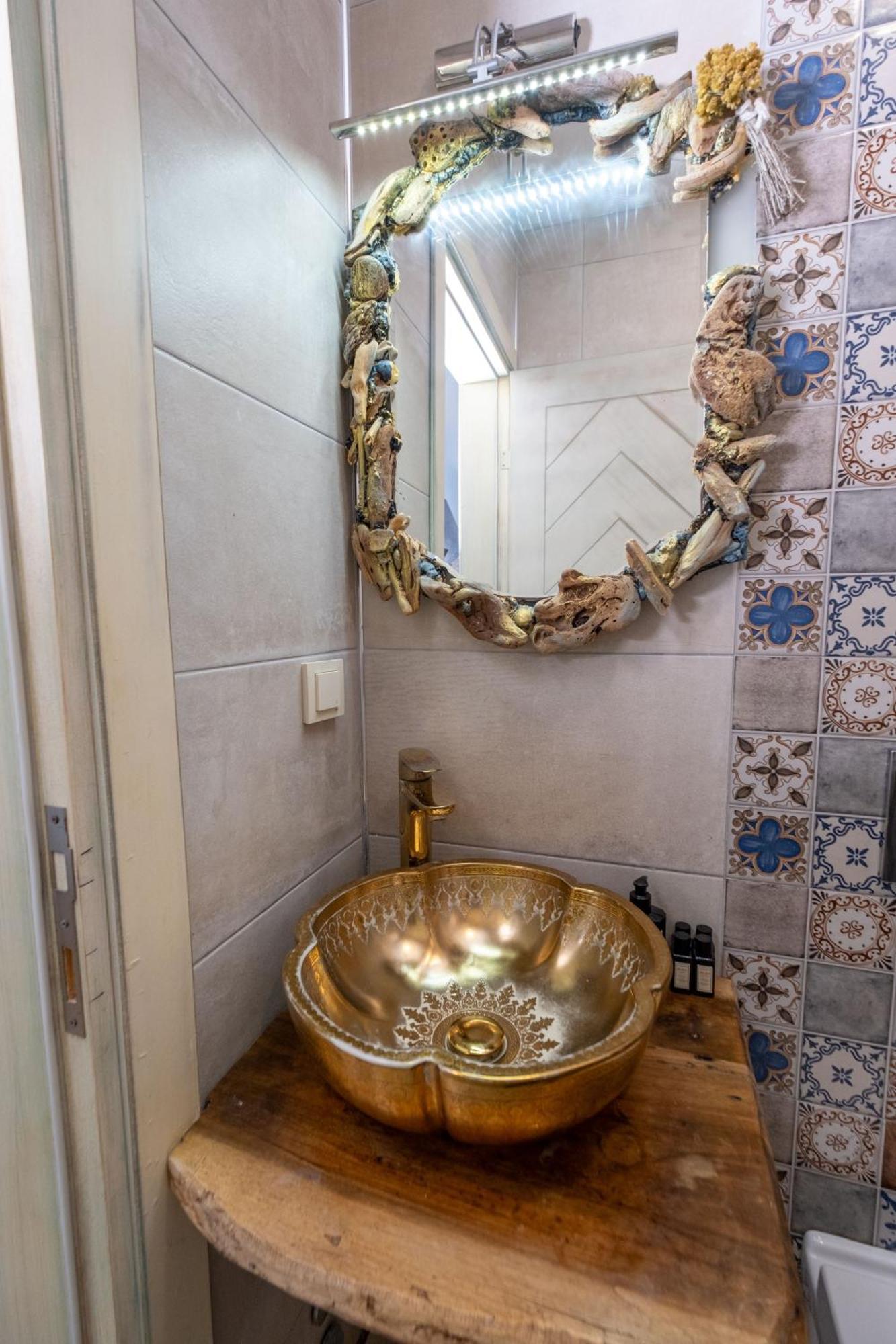 Posthane Hotel Tenedos Buitenkant foto